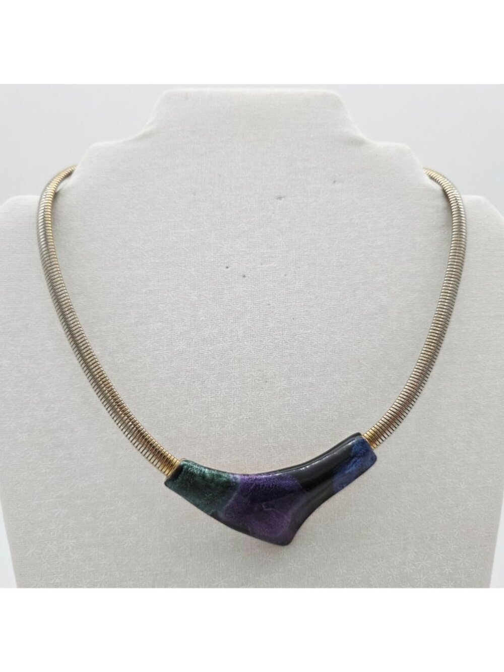 1980s Gold-Tone Necklace With Abstract Multicolor Enamel Pendant Cobra Design - Picture 2 of 6